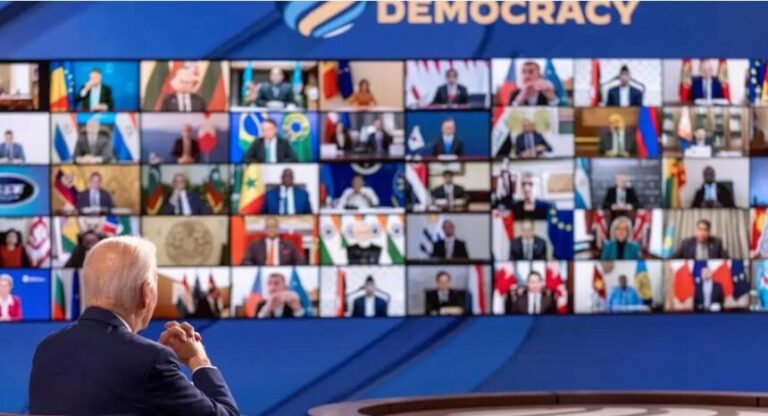 Cumbre de la Democracia y Foro Anual de Boao: las convocatorias de Estados Unidos y China para impulsar  sus proyectos globales