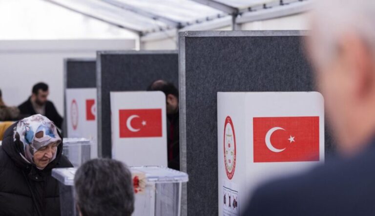 Incertidumbre geopolítica por Turquía y tensión en Ucrania frente a la anunciada contraofensiva